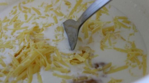 запеканка из риса и овощей с нежной копчено-вареной грудинкой