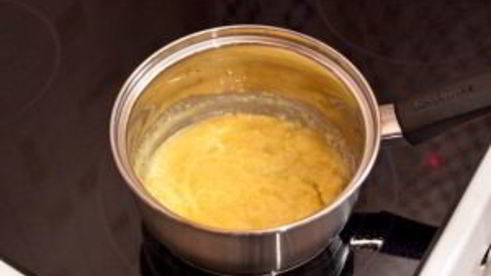 запеканка с баклажанами и фаршем с соусом бешамель