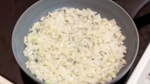 запеканка с баклажанами и фаршем с соусом бешамель