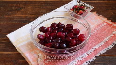 черешня в собственном соку на зиму