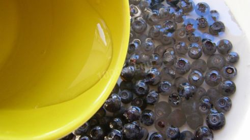 черника в собственном соку на зиму без сахара
