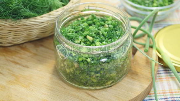 Рецепт Чесночные стрелки на зиму Приправа для супов