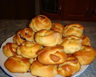 Булочки с джемом Розочки