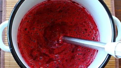 густой джем из вишни