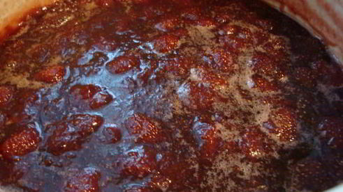 клубничный джем с ванилью и черным перцем