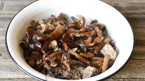 икра из опят с чесноком на зиму