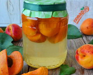 Абрикосовый компот