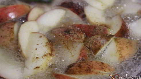 ароматный компот из яблок и мандаринов