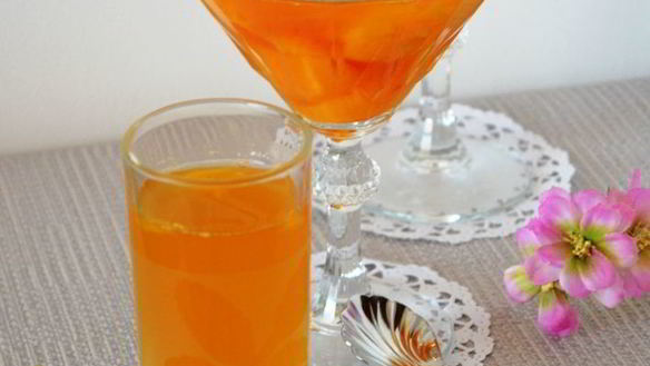 Рецепт Десерт-компот из мушмулы на белом вине