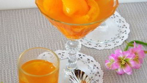 десерт-компот из мушмулы на белом вине