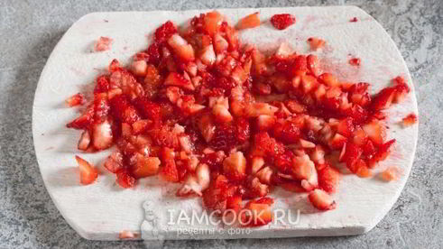 клубничное компоте для торта