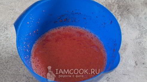 клубничное компоте для торта