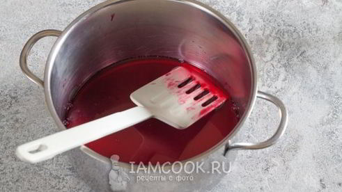 клубничное компоте для торта