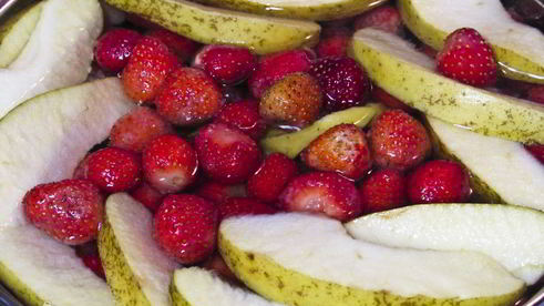 компот из клубники и яблок