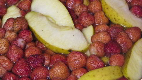 компот из клубники и яблок