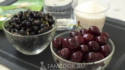 компот из вишни и смородины