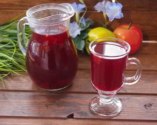 Компот из вишни и яблок