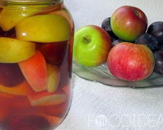 Компот из яблок и сливы