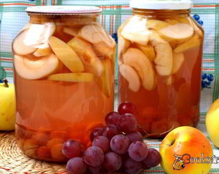 Компот из яблок с виноградом на зиму