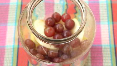 компот из яблок с виноградом на зиму