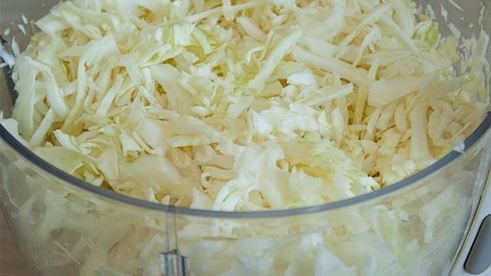 квашеная капуста с луком на зиму