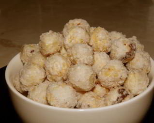 Лесные орехи в сахаре