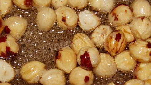 лесные орехи в сахаре