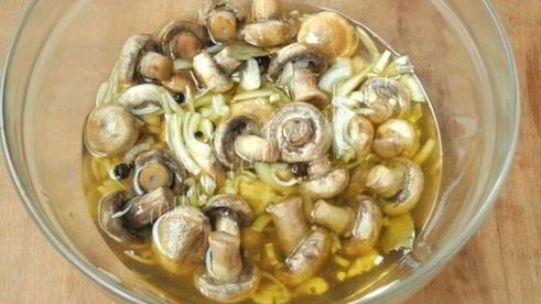 быстрые маринованные шампиньоны