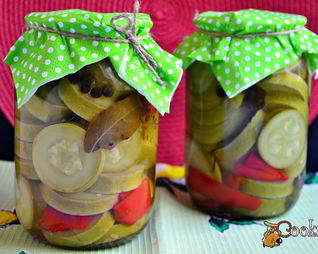 Кабачки маринованные по-болгарски