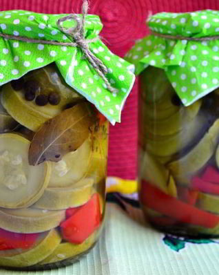 Кабачки маринованные по-болгарски