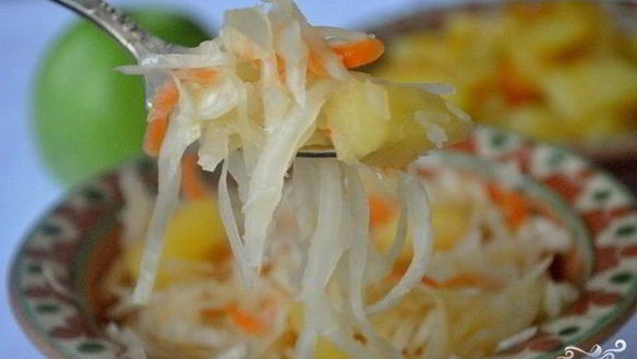 Рецепт Капуста маринованная с яблоками