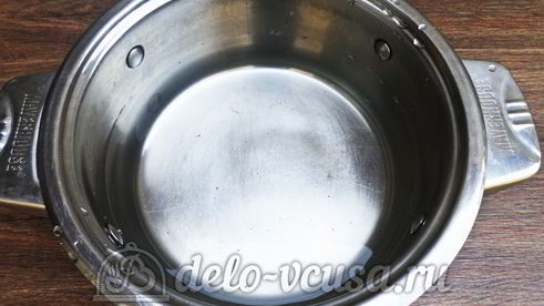 хрустящие маринованные огурцы в банке