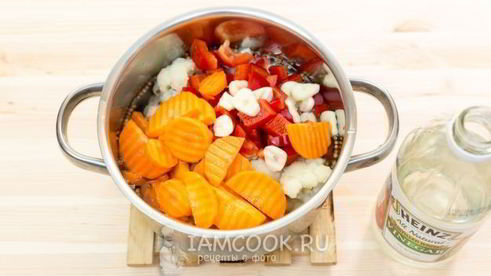 маринованная цветная капуста с овощами