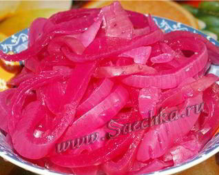 Маринованный лук