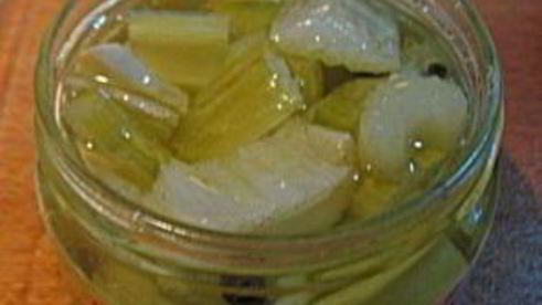 маринованный сельдерей