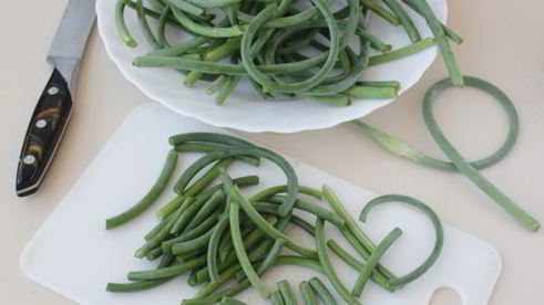 маринованные чесночные стрелки на зиму