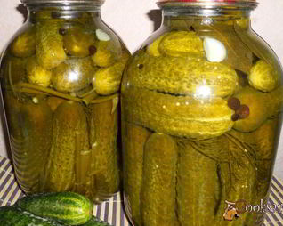 Маринованные огурцы с семенами горчицы