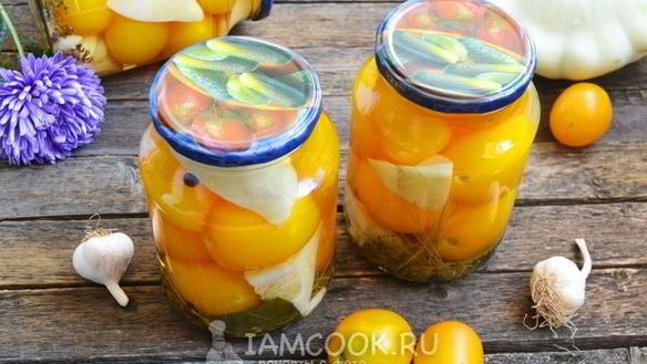 Рецепт Помидоры, маринованные с патиссонами