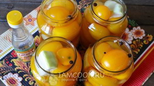 помидоры, маринованные с патиссонами