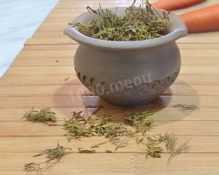 Морковная ботва на зиму