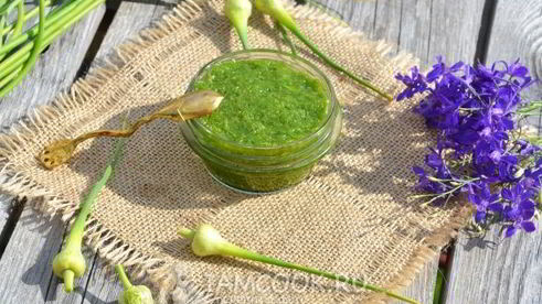 паста из чесночных стрелок на зиму