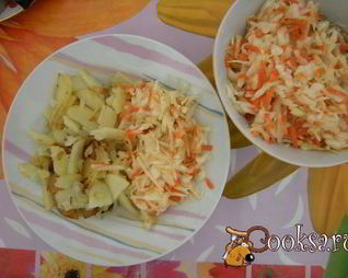 Малосольная капуста с морковью