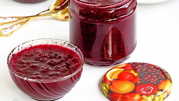 Рецепт Брусничное варенье в мультиварке