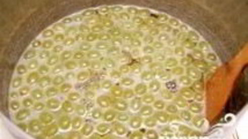 грушевое варенье с виноградом