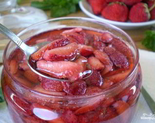Клубничное варенье без варки