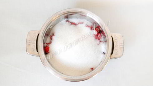 клубничное варенье с мятой