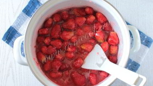 клубничное варенье в мультиварке