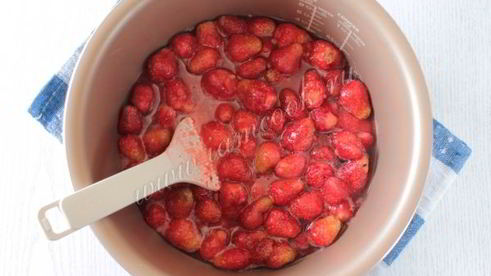 клубничное варенье в мультиварке