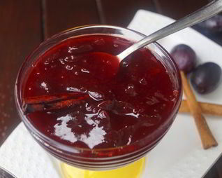 Пряное сливовое варенье