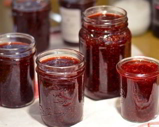 Земляничное варенье через мясорубку